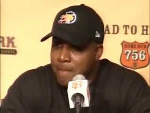 Barry Bonds dodges steroid question