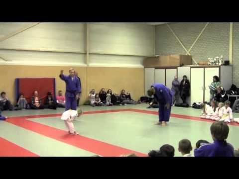 Kenamju Judoclinic voor Metakids - onderzoek naar stofwisselingsziekten