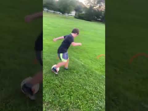 Cullum Juventus academy player doing a drill