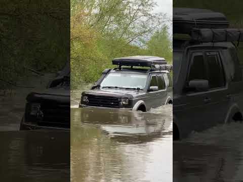 Discovery 3 vs 1 meter ford.                #discovery3 #lr3 #flood #4x4 #landrover #wadding