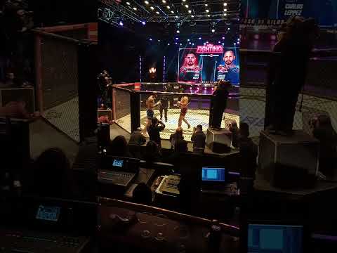 Knockout de Iván el "terrible" Galaz en RÖK7 - Teatro Caupolican