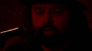 Carlos Varela, La política no cabe en la azucarera