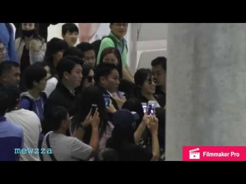 170429 Yuri & Seohyun at Suvarnbhuim airport