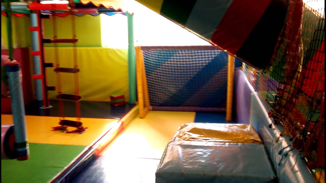 Watch Centro de ocio LA BOMBA San Vicente Now Centro de ocio LA BOMBA San Vicente