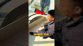 Ele RESOLVEU o PROBLEMA De FORMA CRIATIVA (créditos: 志国与瓷砖/27582091183 no Douyin)