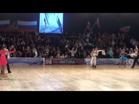 MIHAI & DIANDRA - MOSCOW - IDSF WORLD JUNIOR II LATIN 2011 - SEMIFINAL 1