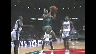 Muggsy Bogues - 20 Points & 11 Assists vs. Pistons (1993)