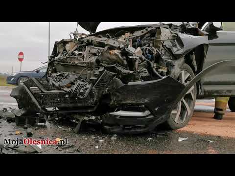 16.11.2020 Dąbrowa - wypadek przy wjeździe na S8