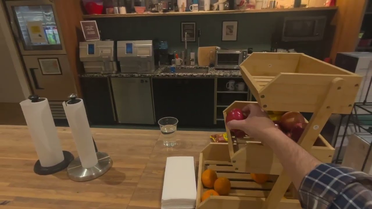 Vision Pro M5: Video passthrough - YouTube