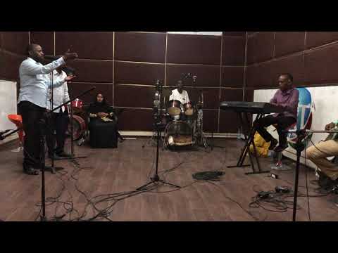 Groupe RTD - Iiso Daymo (Look at Me) / Live in Studio