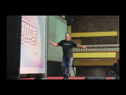 Familiar Faces line dance (iDance 2025) (Demo+Walk through)