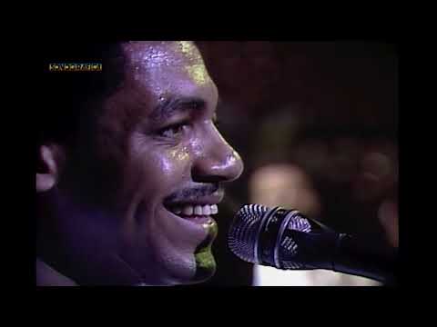 BOTASTE LA BOLA - Un Solo Pueblo