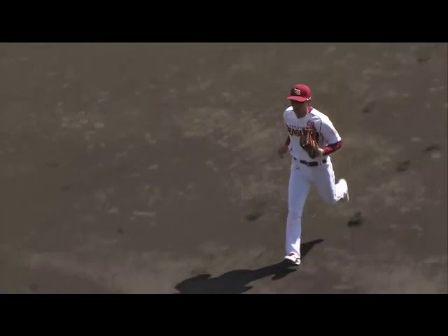 先制点を阻止!! イーグルス岡島がスライディングキャッチ!! 2014/3/7 E-L