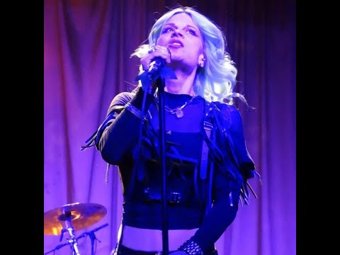 Alice Austin talks about her new solo album, Black Sabbitch, Zola Turn etc. (Zoom Interview Only)