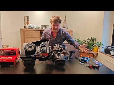 Crossrc Emo XX Full Review - what is it?! A monstrous 1/6 scalecrawlingbasher unimog?