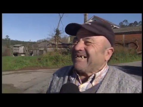 Sae desorientado dunha casa de citas e queda atrapado nun lavadoiro