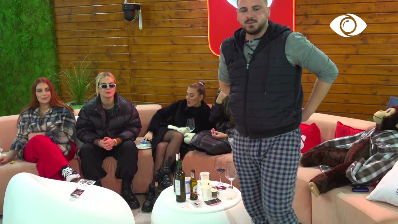 Nuk je tipi im/ Kristi-Kejvinës