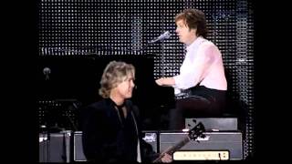 Paul McCartney -  Let 'Em In (Argentina DVD 2010)