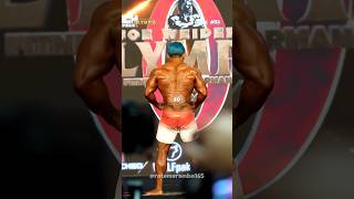 As costas desse Fisiculturista parece ter sido esculpida a mão…🤯