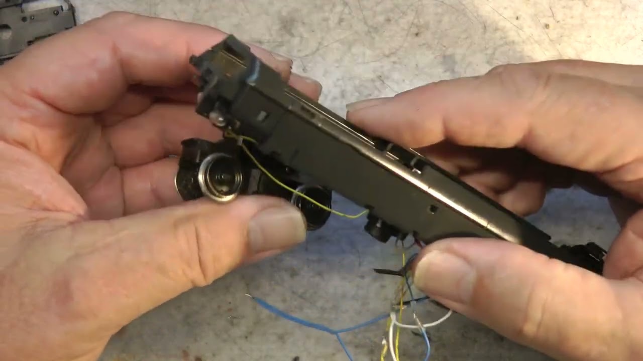 Wolfgangs Märklin Modellbahn-RE 460 bekommt Rot Weiß ,den Umbau auf LEDs zeige ich hier.