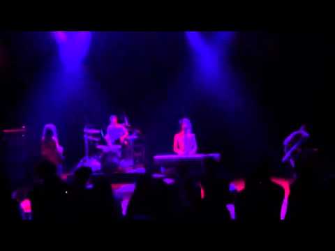 Dônica - Bicho Burro (trecho no Sesc Bom Retiro)