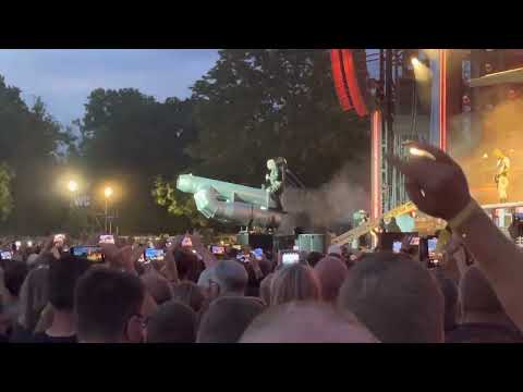 Rammstein - pussy @ goffertpark Nijmegen 4/7