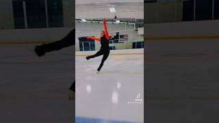 Sparks fly 🧨 #figureskaters #figureskating #figureskater ⛸️❤️