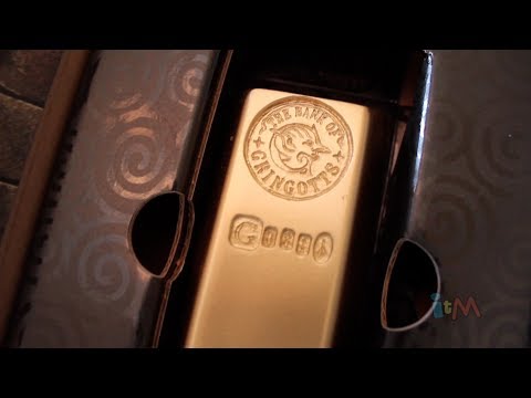 Diagon Alley invitation unboxing for Wizarding World of Harry Potter preview at Universal Orlando