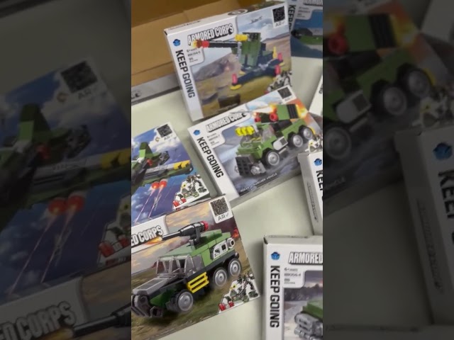 Vídeo relacionado con BroTex Juego de Construcción, Ladrillos Tenicos Compatible con Las Piezas de Las Principales Marcas, Accesorios para Construir Vehículos, Robot, Mecanicas