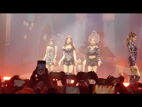 200117 [FANCAM] ITZY - TT (Showcase LA)