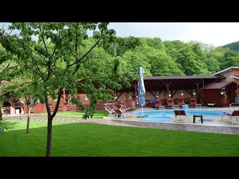 Pensiunea Roua Muntilor, Vadu Crişului, Romania