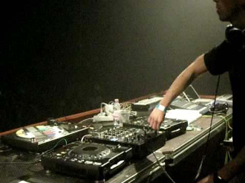 DJ Gumja live at MAXIMAL FESTIVAL, Milan, Italy (13.6.2009) - Part 4