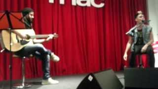 Mario Jefferson Firma de disco Málaga 2-12-2013 (NO LO VES)2