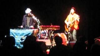 Ian Moore - Magdalena