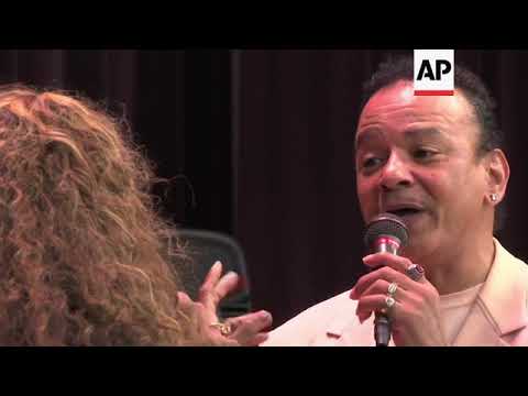 Singer trying to put the Motown back in Motown