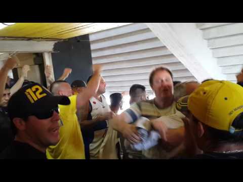 "Tema nuevo y entrada de los bombos Boca - Racing 4/12/16" Barra: La 12 • Club: Boca Juniors • País: Argentina