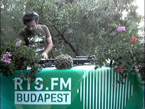 Surrounded by Nature: RoyalVic - RTS.FM.140912