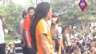 Download lagu andai aku jadi gayus tambunan by hendra mp3 Download lagu andai aku jadi gayus tambunan by hendra mp3