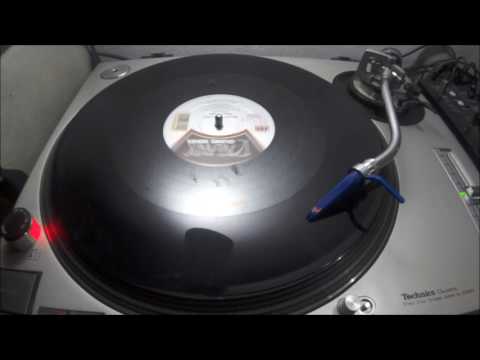 Gino Soccio - Remember (Vocal Version) Vinyl 1982