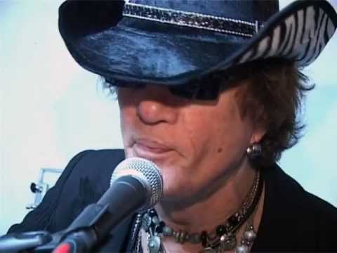 MILIĆ VUKAŠINOVIĆ - peva uzivo!!!