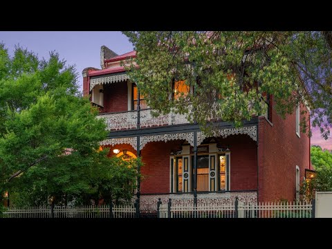 2 Havilah Road, Long Gully, VIC 3550, 4 slaapkamers, 3 badkamers, House