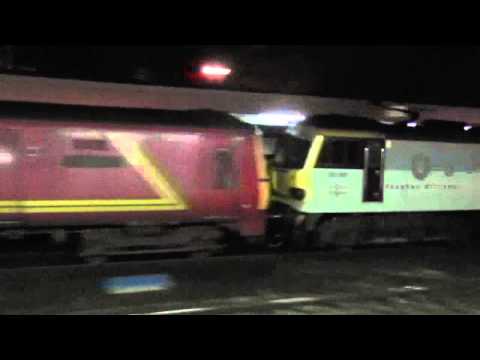 92041 1s96 Willesden PRDC - Shieldmuir mail 16th October 2013