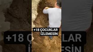 Download lagu YILLAR SONRA AÇILAN MEZAR GÖRDÜKLERİNİZE İNANMAYACAKSINIZ 😱 #shortsviral #keşfet mp3