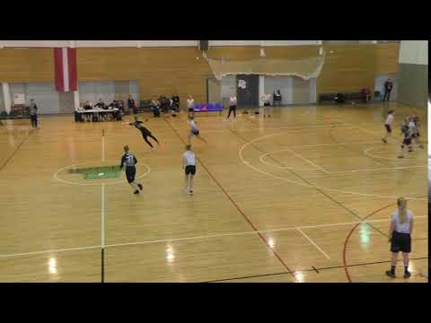 Barbora Kundelytė (Drop That Smile) – Barbora, what a layout grab!