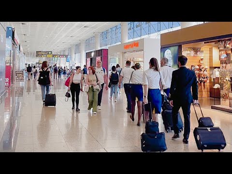 Aeroporto de Barcelona, ​​El Prat Airport Walk, Espanha 2022