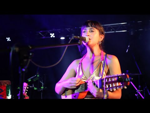 Aluminé Guerrero - Bailando (live)