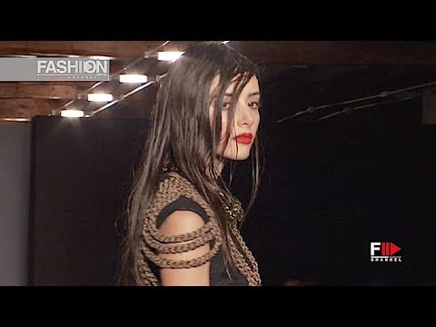 PAOLA FRANI Fall 2010 Milan - Fashion Channel