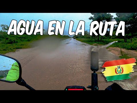 CIUDAD DE SANTA CRUZ DE LA SIERRA a YACUIBA ☔ día lluvioso | AGUA en la RUTA🌦️ 🇧🇴🛵| América en Moto