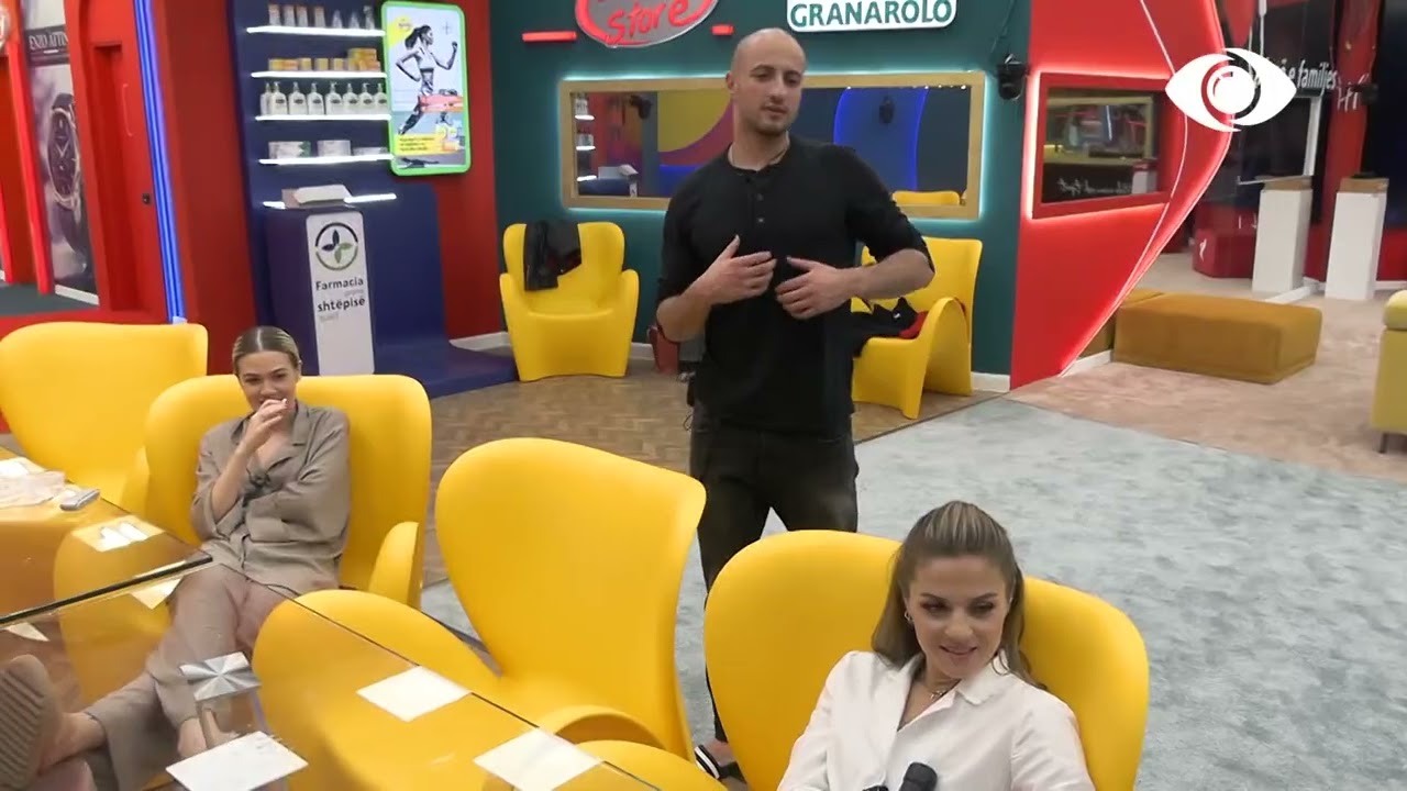 Banorët hanë darkën