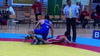 preview picture of video 'MMP Kadetów Brzeźnica 2014 - 76 kg - walka o III m. -  Setecki vs. Kundrat'